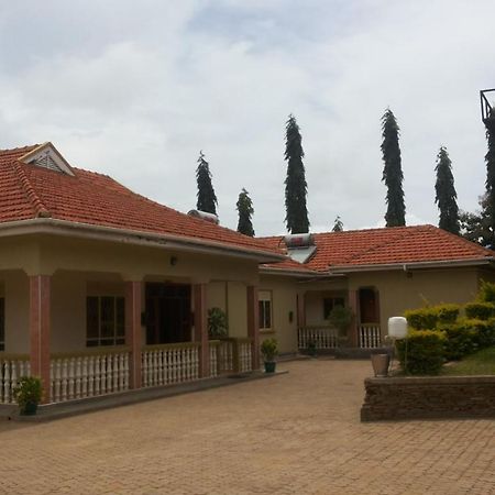 Nasera Suites Hotel Moyo Exterior photo